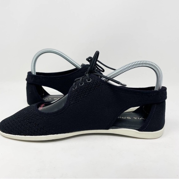 Via Spiga Elliott Woven Cut Out Flat Comfort Sneaker/Shoe. Size 8.5 - Picture 3 of 6